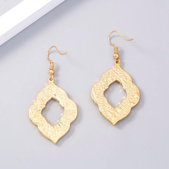 Animal Print Dangle Earrings - Picture 2 of 6